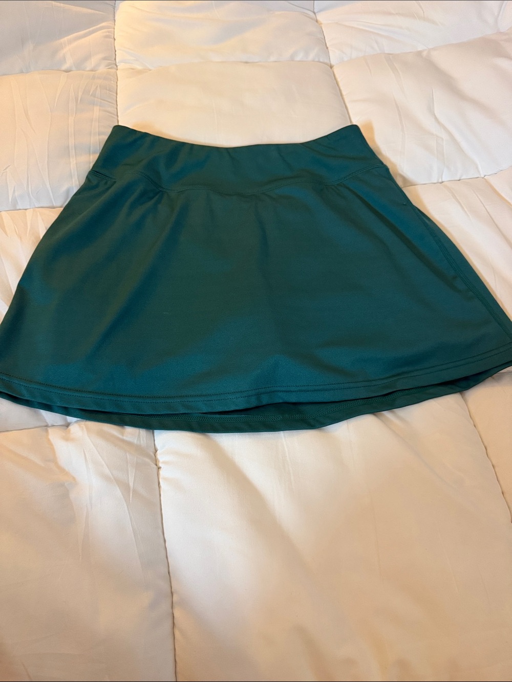 Women's Active Skort in Hunter Green